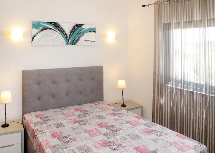 Do Pinheiros By Interhome Сasa de vacaciones Vau (Obidos)